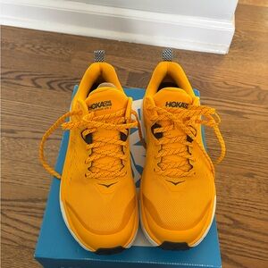 Hoka Challenger ATR 6 Men’s Sneakers